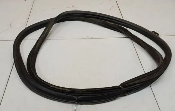 KIA Ceed Trunk rubber seal (body) 
