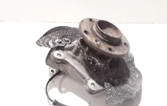 BMW 1 E81 E87 Front wheel hub 6764444 12201210