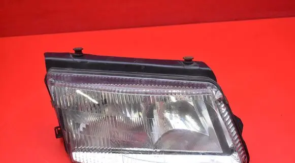 Volkswagen PASSAT B5 Headlight/headlamp 0000