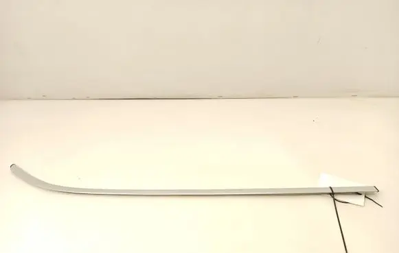 Mercedes-Benz C W204 Rear side glass trim 