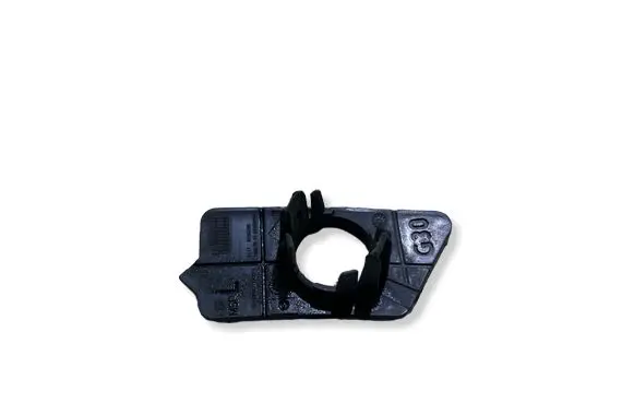 BMW 5 G30 G31 G38 Front parking sensor holder (PDC) 51118746299 5111 15067010