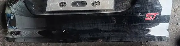 Ford Focus Tailgate trim 