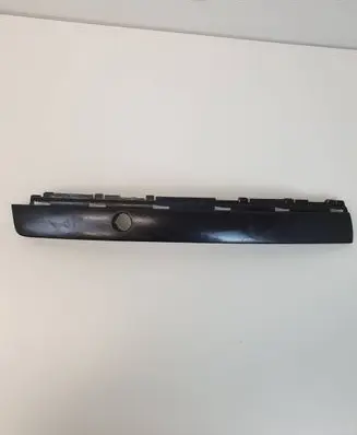 Front bumper splitter molding