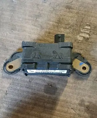 Renault Espace IV ESP acceleration yaw rate sensor 8200404858 10170103833 DU79J17204