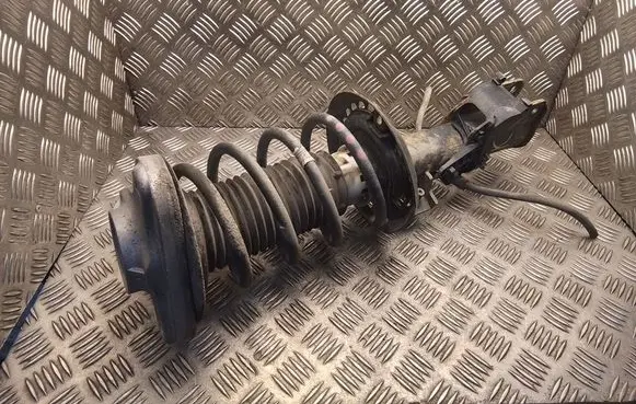 Mercedes-Benz E W212 Front shock absorber with coil spring A2123207913 A2123235900