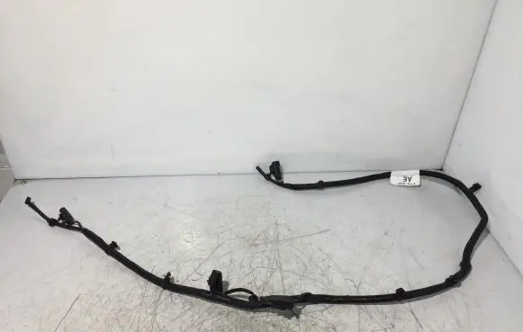 Ford Courier Windshield washer spray nozzle ET7614297AE