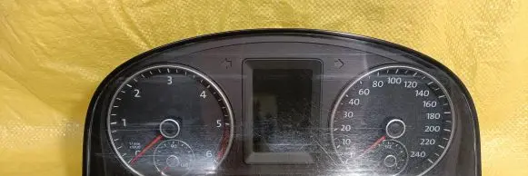 Volkswagen Caddy Speedometer (instrument cluster) 2K0920866A 13092013 0000590227H