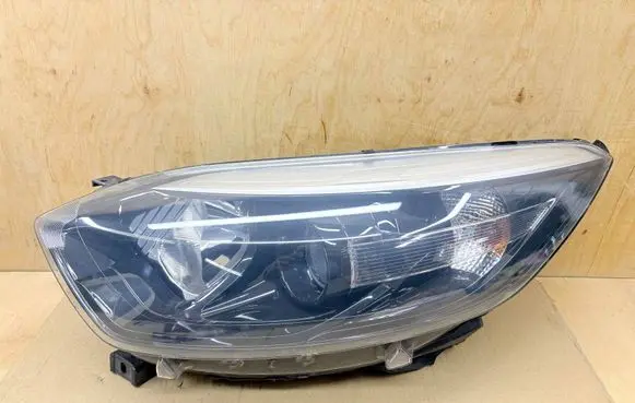 Renault Captur Headlight/headlamp 1305237129