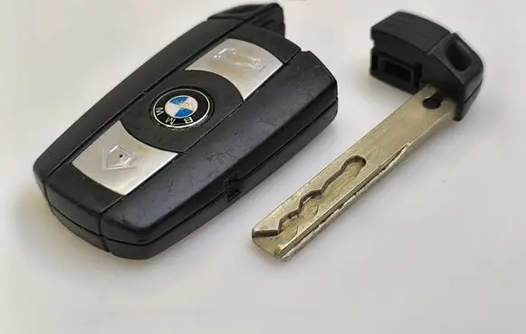 BMW 3 E90 E91 Ignition key/card 698658503