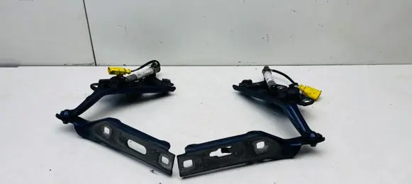 Audi A3 S3 8V Engine bonnet/hood hinges 8V0823302F 8V0823301F 8V0823824F