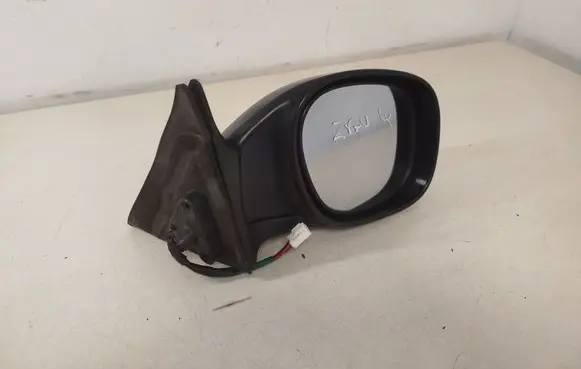 Toyota RAV 4 (XA10) Front door electric wing mirror E6010052