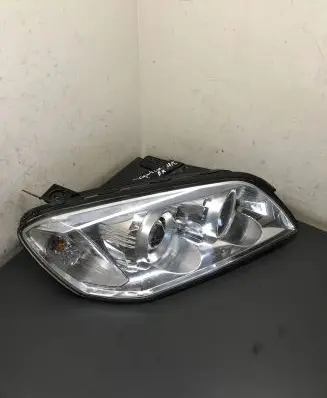 Chevrolet Captiva Headlight/headlamp 00015543