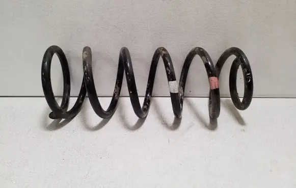 Nissan Navara D23 Rear coil spring