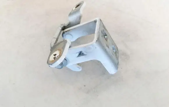 Opel Insignia A Rear door lower hinge es03a046574