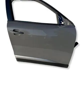 Peugeot 2008 II Front door 