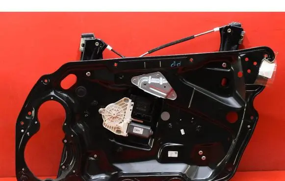 Volkswagen PASSAT B5.5 Front door window regulator with motor 3C1837756L