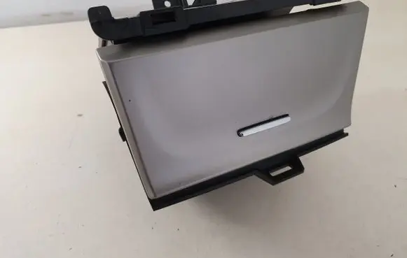 Jeep Grand Cherokee Glove box X90006206DL