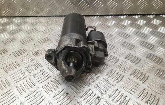 Volkswagen PASSAT B5 Starter motor