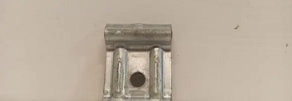 Battery bracket