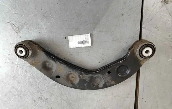 Rear control arm