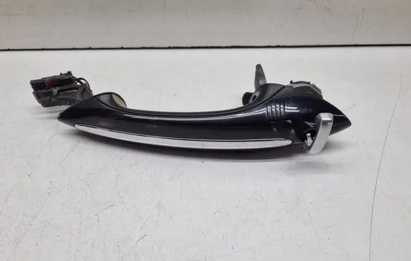 BMW 7 F01 F02 F03 F04 Front door exterior handle 