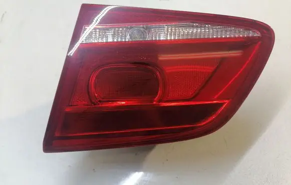 Volkswagen PASSAT B7 Tailgate rear/tail lights 3AE945094J