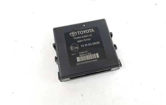 Toyota Prius (XW30) Alarm control unit/module PZ464G342101 10R030426 4M0175T5D