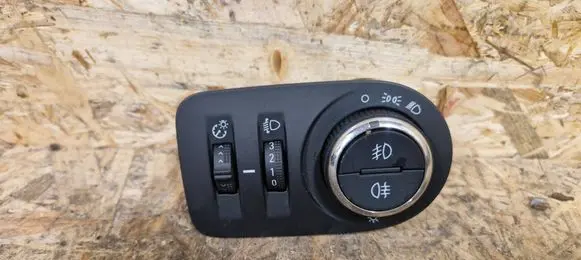 Opel Zafira C Light switch 39049505