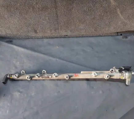 BMW 5 E60 E61 Fuel main line pipe 7795514 079252