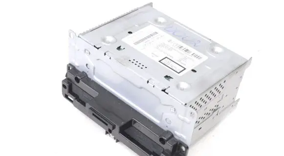 Maserati Ghibli Radio/CD/DVD/GPS head unit 06700367700