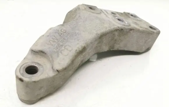 Volkswagen Caddy Engine mounting bracket 1k0199117