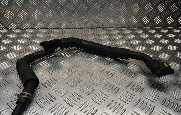 Nissan Primera Breather/breather pipe/hose 8200045745