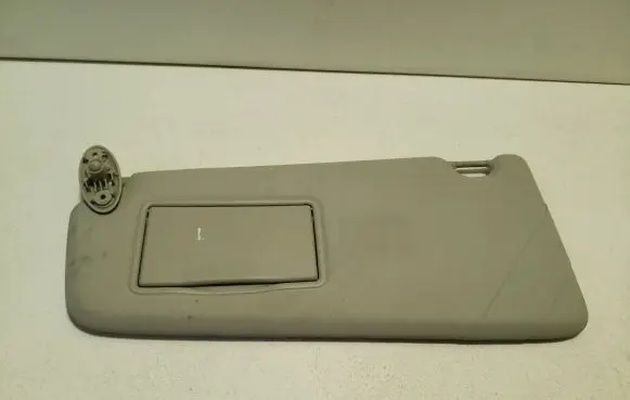 Sun visor