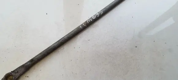 Mitsubishi Colt Front wiper linkage and motor