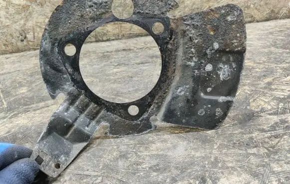 Cadillac SRX Front brake disc dust cover plate 