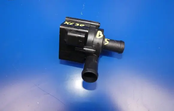 Volvo XC90 Electric auxiliary coolant/water pump 32222110 8888759988 530353000