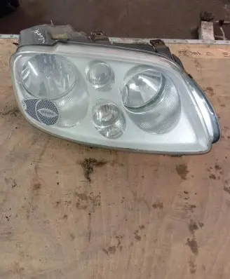 Volkswagen Touran I Headlight/headlamp 1T0941006E 0301205602