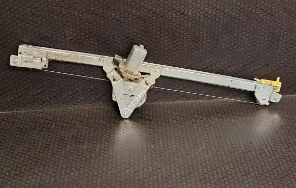 Renault Trafic II (X83) Front door window regulator with motor 7700311820 91165704 2703200