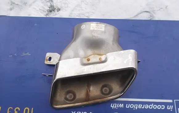 Mercedes-Benz E C207 W207 Muffler ending A2074901927
