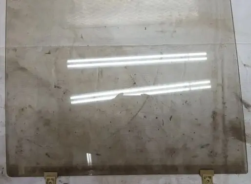 Isuzu Trooper Rear door window glass