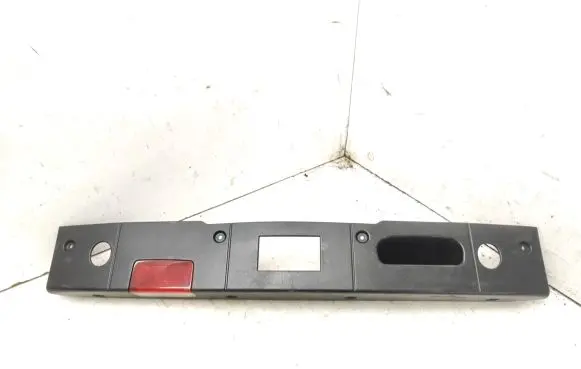 Mercedes-Benz CLS C219 Tailgate/boot cover trim set A2197500193