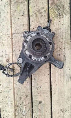 Volvo S60 Front wheel hub 9461944