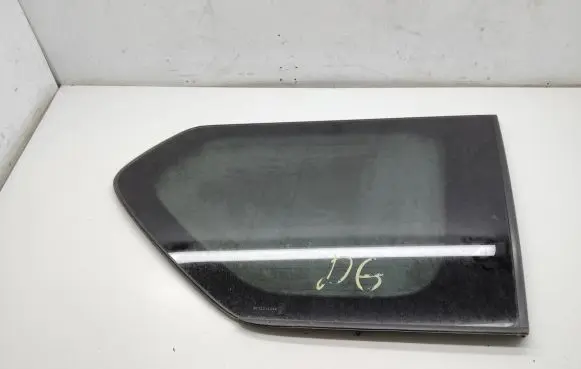 Toyota Land Cruiser (J150) Rear side window