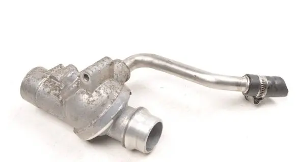 Volvo XC60 Thermostat housing 30757799