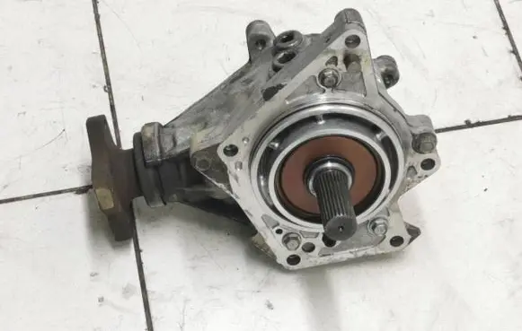 Nissan X-Trail T31 Front differential 067022