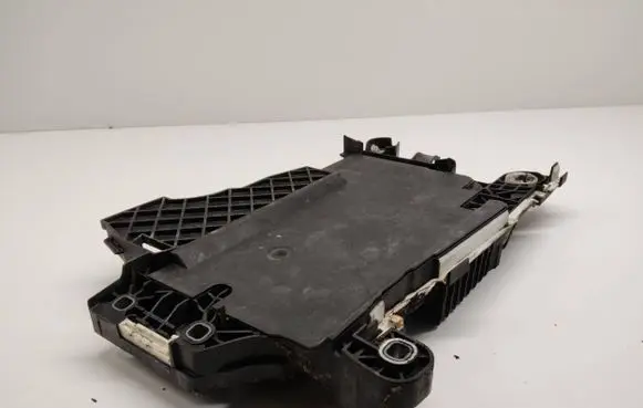 BMW 2 F45 Battery box tray 7641798