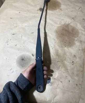 Ford Mondeo MK IV Front wiper blade arm 7S7117526CC