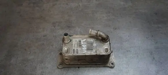 Volvo S60 Engine oil radiator 31325045