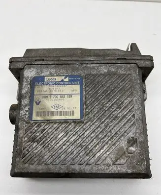 Renault Scenic I Engine control unit/module 7700868189 R04080005R 7700105605