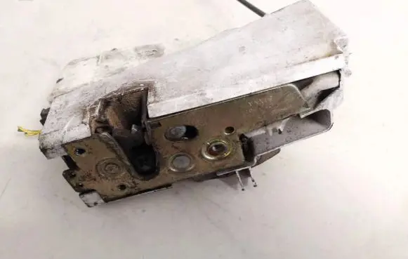 Seat Alhambra (Mk1) Rear door lock 93bg220a20dd